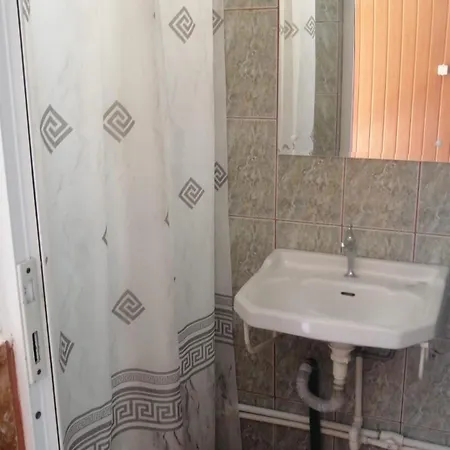 Vila Farah 2 *